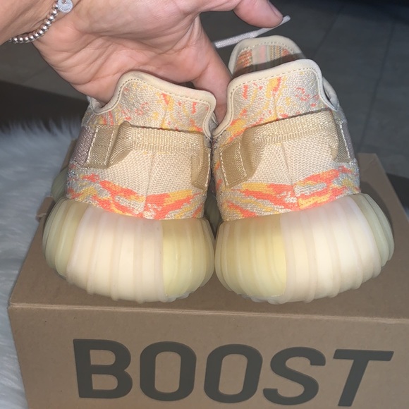 Yeezy Boost 350 V2 Mix Oat Size 8.5 - Picture 7 of 13